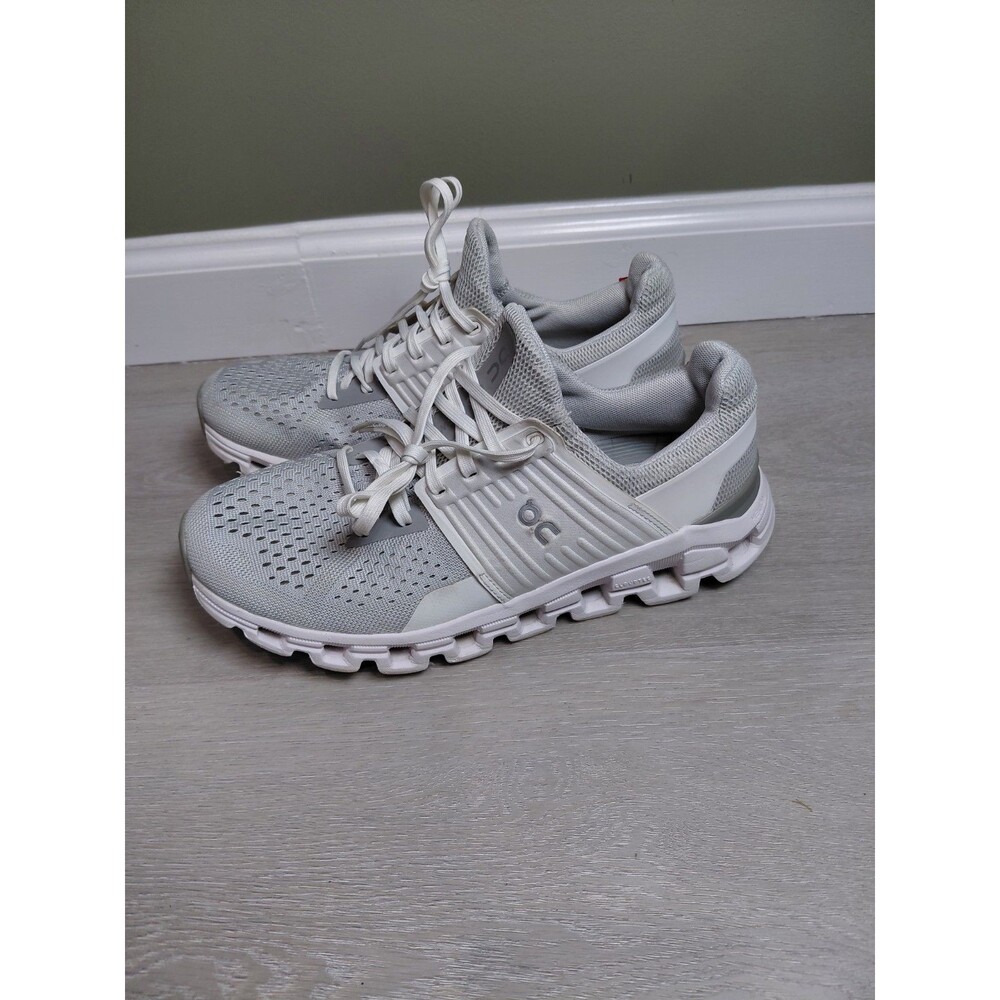 Size 8.5 - ON Cloudswift Glacier Women's Sneakers